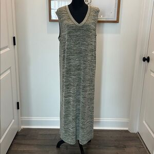 Love ❤️ Ellie Maxi Dress. XL green and cream